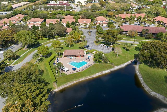 10188 Mangrove Drive 204, Boynton Beach, FL 33437