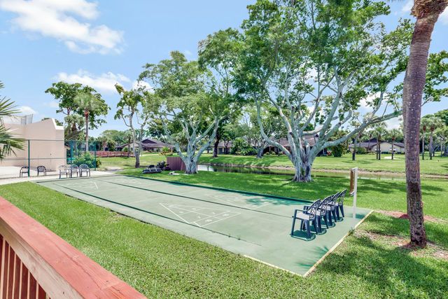 10188 Mangrove Drive 204, Boynton Beach, FL 33437