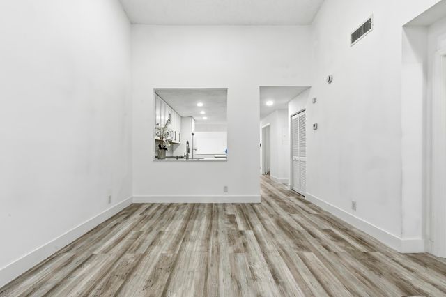 10188 Mangrove Drive 204, Boynton Beach, FL 33437