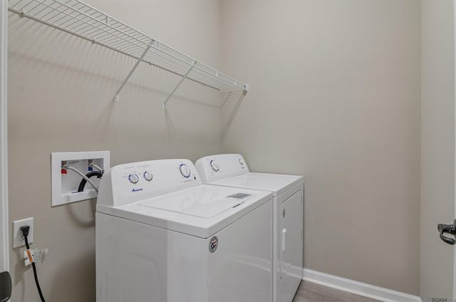 3036 S Roth Ave, Gonzales, LA 70737