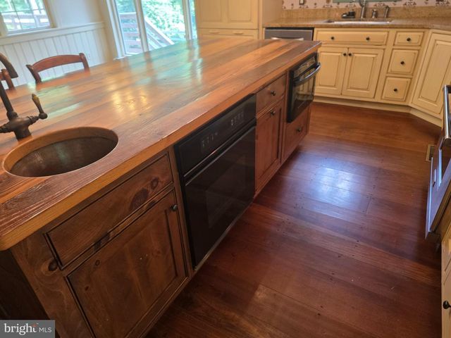 781 FAIRVIEW RD, Glenmoore, PA 19343