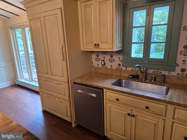781 FAIRVIEW RD, Glenmoore, PA 19343