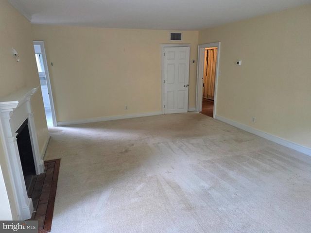 781 FAIRVIEW RD, Glenmoore, PA 19343