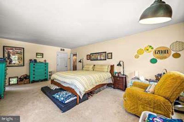 781 FAIRVIEW RD, Glenmoore, PA 19343
