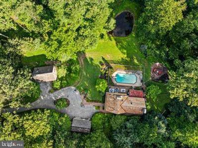 781 FAIRVIEW RD, Glenmoore, PA 19343