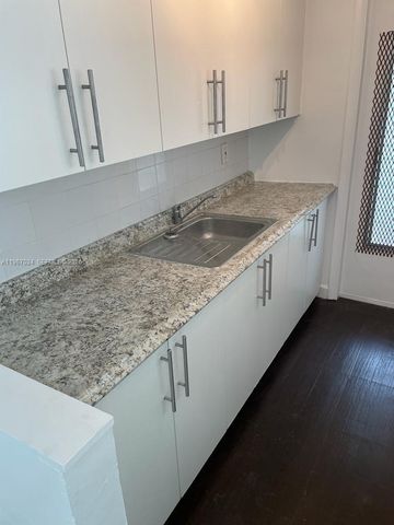 20400 NW 7 106, Miami Gardens, FL 33169