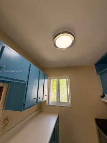 5631 Branch St, Hollywood, FL 33021