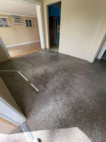 5631 Branch St, Hollywood, FL 33021