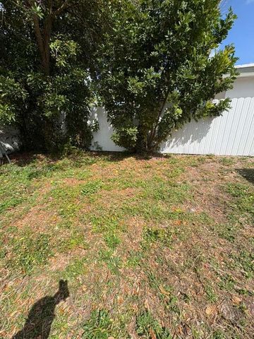 5631 Branch St, Hollywood, FL 33021