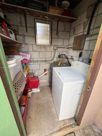 5631 Branch St, Hollywood, FL 33021