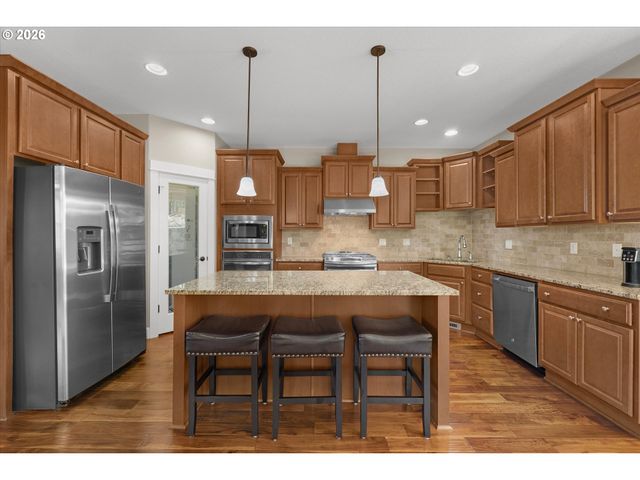 11546 Se LINCOLN HEIGHTS St, Happy Valley, OR 97086