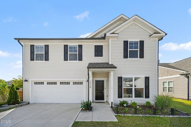 2028 Fox Chapel Place, Fuquay Varina, NC 27526