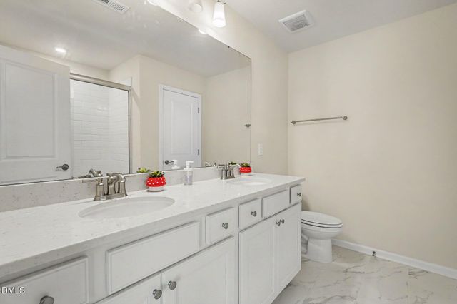 2028 Fox Chapel Place, Fuquay Varina, NC 27526