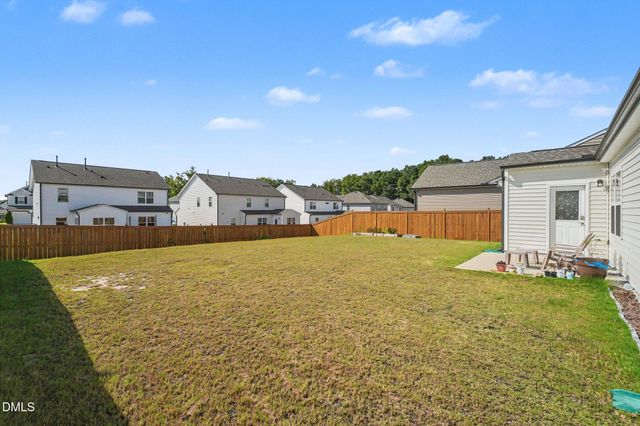 2028 Fox Chapel Place, Fuquay Varina, NC 27526