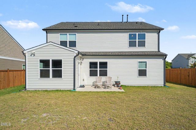 2028 Fox Chapel Place, Fuquay Varina, NC 27526