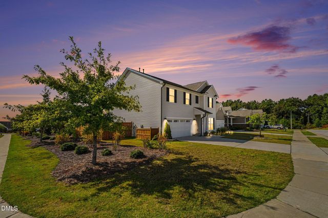 2028 Fox Chapel Place, Fuquay Varina, NC 27526