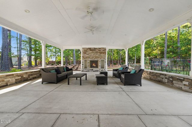 2028 Fox Chapel Place, Fuquay Varina, NC 27526