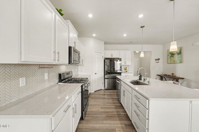 2028 Fox Chapel Place, Fuquay Varina, NC 27526