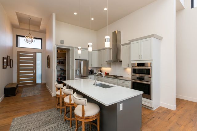 302 Bella Court, Grand Junction, CO 81507