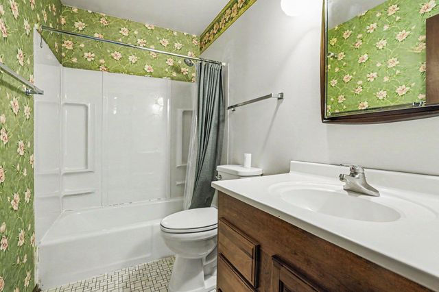 1007 H Street, La Porte, IN 46350