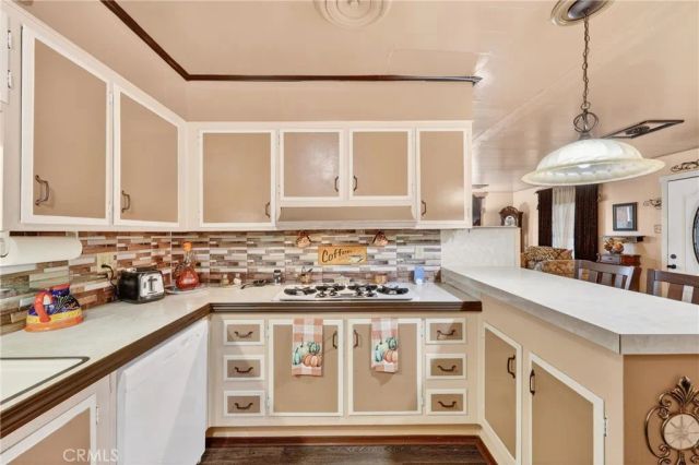 801 W. Covina 16, San Dimas, CA 91777