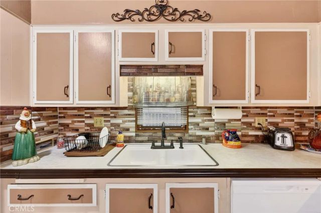 801 W. Covina 16, San Dimas, CA 91777