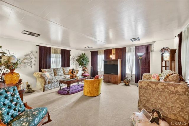 801 W. Covina 16, San Dimas, CA 91777