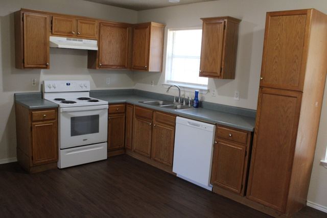 307 Briar Creek Drive, Crandall, TX 75114