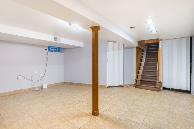 4348 W 78th Street, Chicago, IL 60652