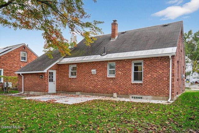 1880 Broad Street, Schenectady, NY 12306