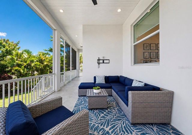 5605 SEAGRASS PLACE, Apollo Beach, FL 33572