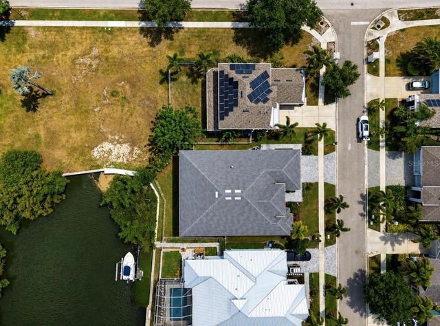 5605 SEAGRASS PLACE, Apollo Beach, FL 33572