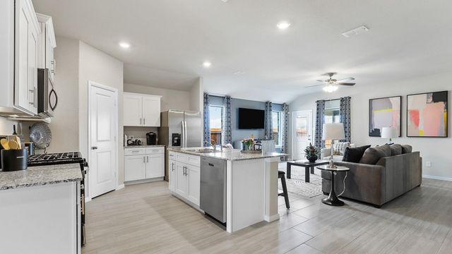 2209 WHITE BUFFALO Way, Fort Worth, TX 76036