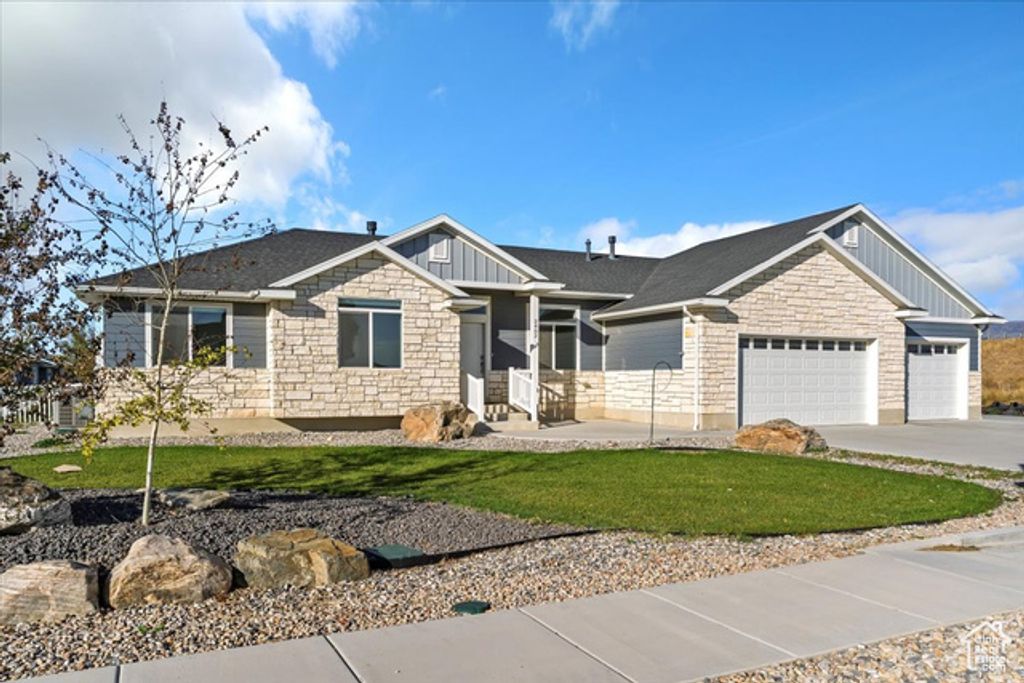 2402 W 2700 S, Syracuse, UT 84075