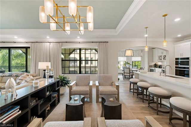 16351 Viansa WAY 201, Naples, FL 34110