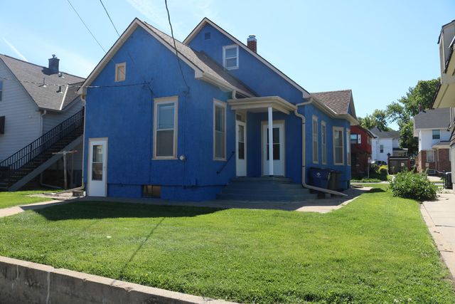 606 E PIERCE Street, Council Bluffs, IA 51503