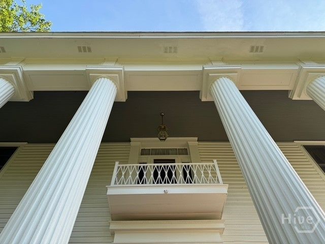 222 W Church Street, Lexington, GA 30648