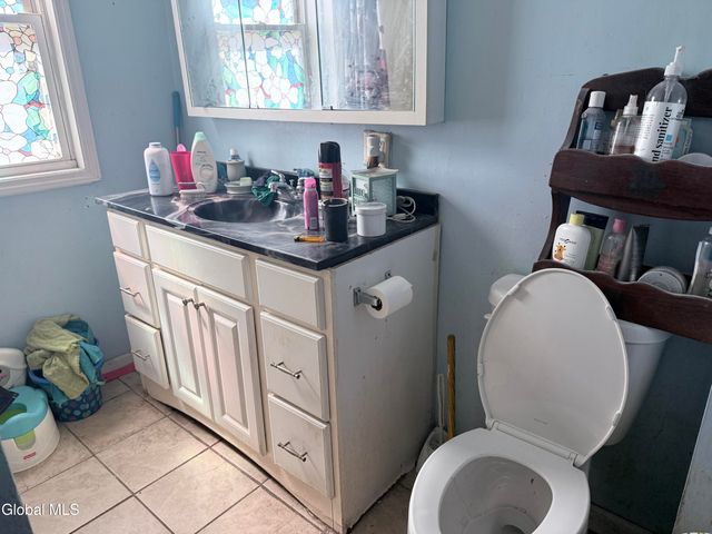 50 Montgomery Street, Gloversville, NY 12078