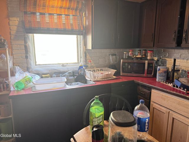 50 Montgomery Street, Gloversville, NY 12078