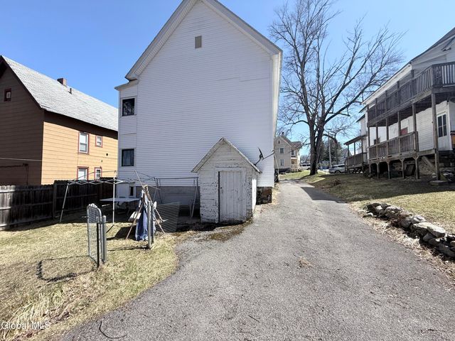 50 Montgomery Street, Gloversville, NY 12078