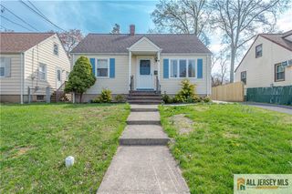 8 Fitzsimmons Avenue, Middlesex, NJ 08846