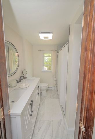 586 Turnpike St, Stoughton, MA 02072