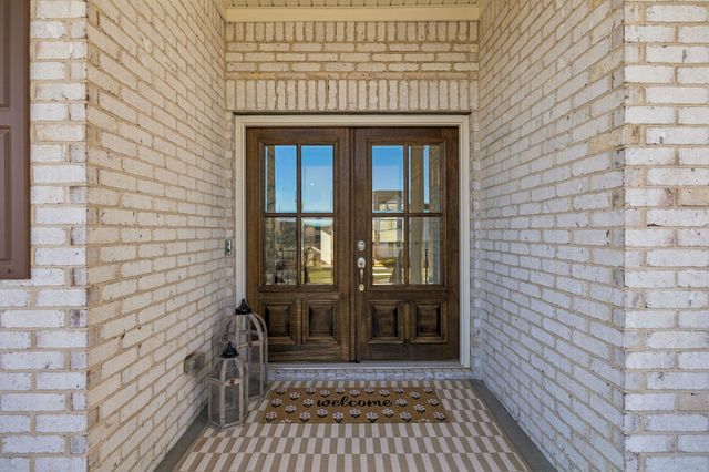 7020 Fiddlers Glen Dr, Arrington, TN 37014