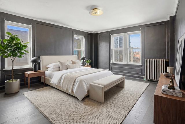 2666 E 73rd Street 4W, Chicago, IL 60649