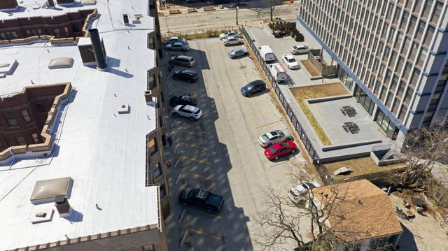 2666 E 73rd Street 4W, Chicago, IL 60649