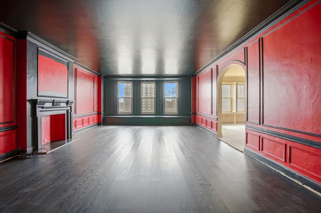 2666 E 73rd Street 4W, Chicago, IL 60649