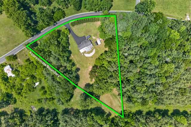 644 Daniels Run RD NE, Copper Hill, VA 24079