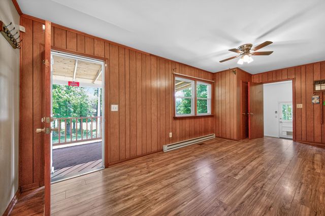 644 Daniels Run RD NE, Copper Hill, VA 24079