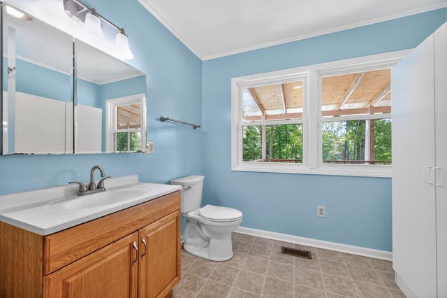 644 Daniels Run RD NE, Copper Hill, VA 24079