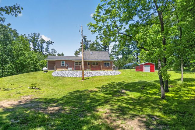 644 Daniels Run RD NE, Copper Hill, VA 24079